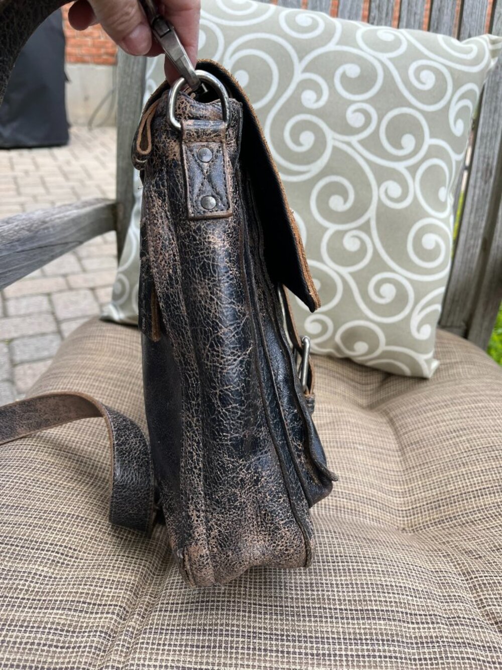 Bed Stu AINHOA LTC Crossbody, Black Lux Leather, MSRP $255, Like New Condition - Picture 13 of 16